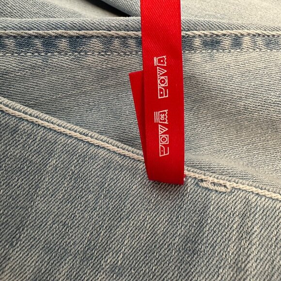 Spanx Womens Mid-Rise Light Wash Blue Denim Flare Pull On Jean Size M - Picture 7 of 10